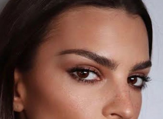 sourcil tombant , volonté de rehaussement du sourcil Grenoble ou fox eyes grenoble